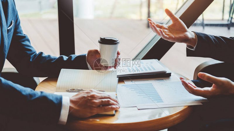 投融资咨询案例实战解析：揭秘中小企业融资之道**
